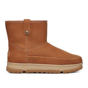 UGG Women's Classic Mini Weather Boot US9